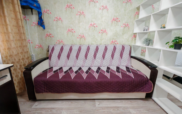 Uyutnaya Svetlaya Kvartira V Serdtse Mostovskogo Flat