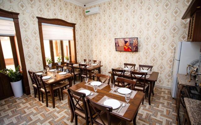 Diyor Gold Hotel