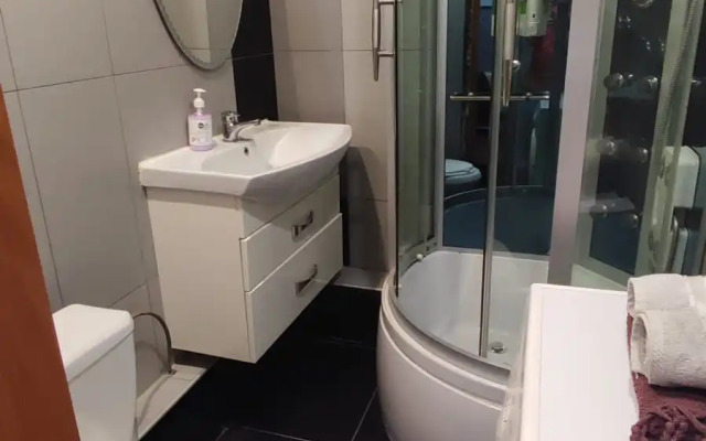V Istoricheskom Tsentre Kazani Tukaya 65a Flat