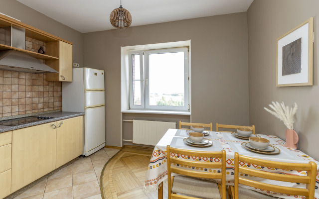 Prostornaya S Dvumya Spalnyami Flat