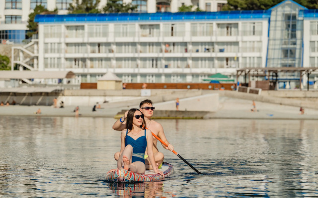 Отель Левант