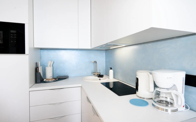 Ls-Only You s pryamym vidom na more Apartments