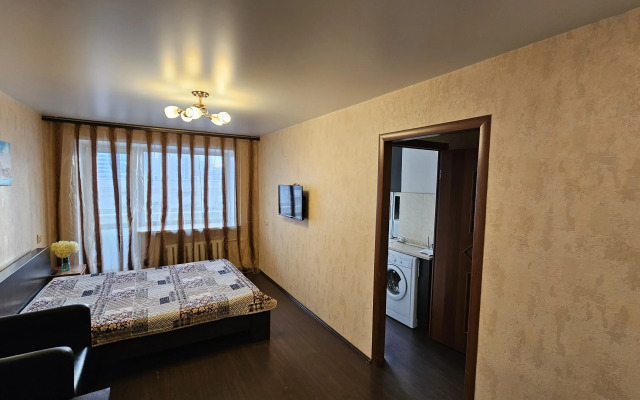 Maryin Dom Na Malysheva, 7 Flat