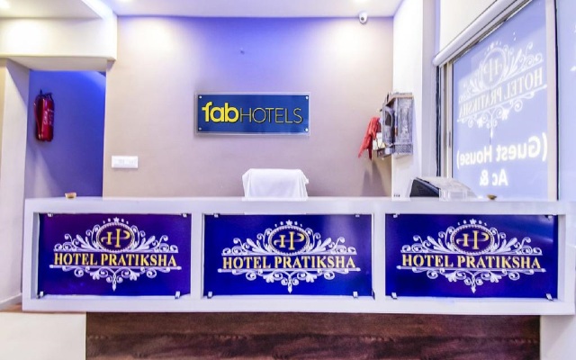 Pratiksha Hotel