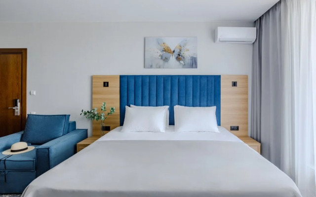 Отель Солнце и море