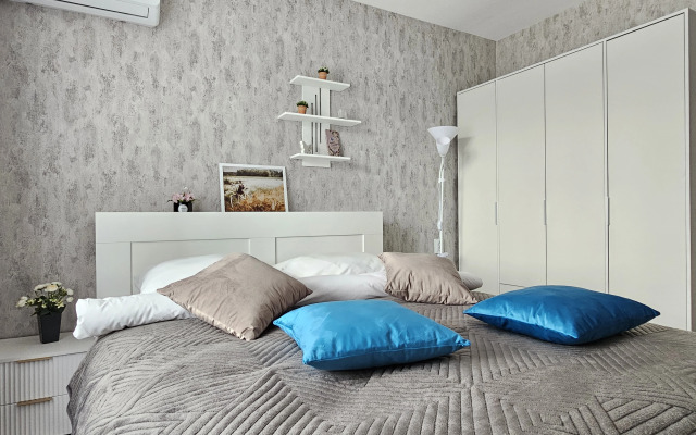 Svetloyar Flat