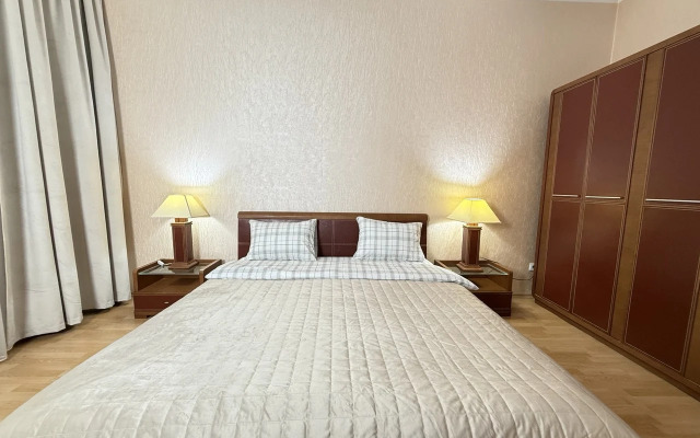 Квартира двухкомнатная рядом с Центральным парком