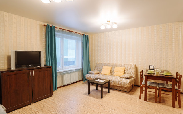 "9 Nochey" Na Sofyi Kovalevskoy 16 #1 Apartments