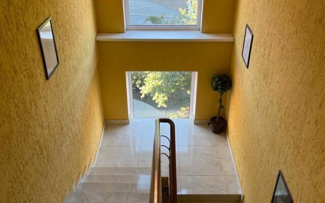 Paradiz Guest House