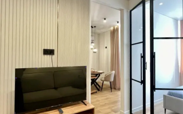 Nedaleko Ot Tsentra Goroda Flat