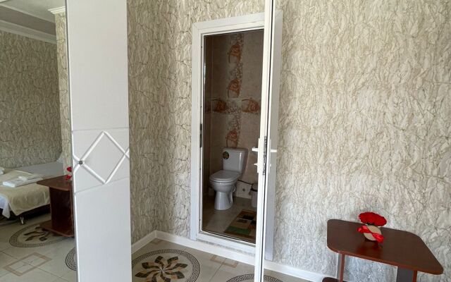 Almast Guest House