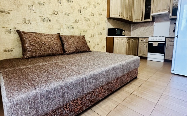 Квартира Уютная евродвушка около метро и разводным мостом