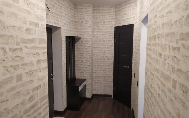 U Metro Sportivnaya Apartments