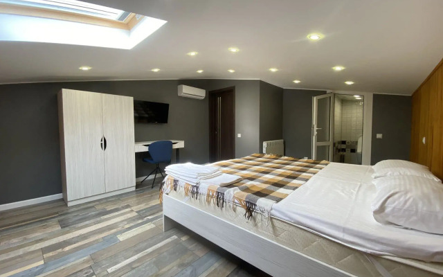 Апартаменты 219 Просторная 32