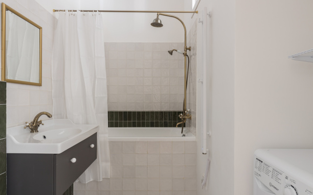 Апартаменты на Театральной площади