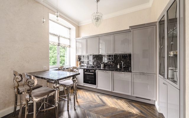 Apartments 3h Komnatnyie Roskoshnyie Appartamentyi