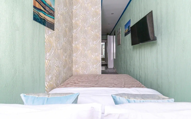 V Zhk "admiral Waterhouse" Dl8 Apartments