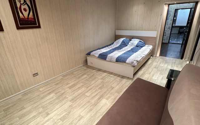 Uyutnaya Pyatikomnatnaya V Tsentre Na Ulitse Komsomolskaya Flat