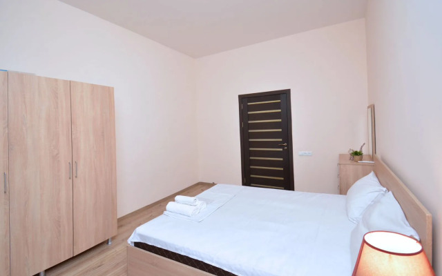 Perte House Apartment's on Spendaryan 5 Street Apartments