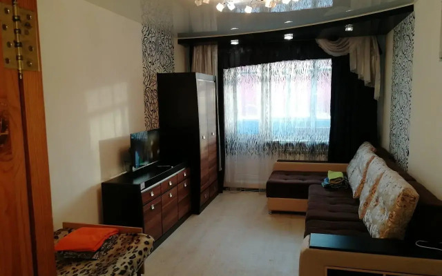 Ryzhiy Kot 1 Flat
