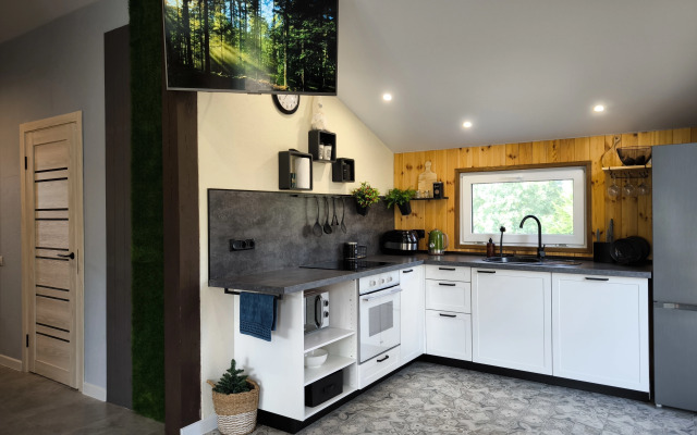 Частный дом на улице Славянская 103