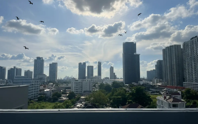 Отель UTD8 Hotel & Residence