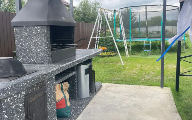 Частный дом с Теплым Бассейном и Баней на Дровах