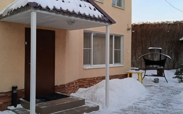 On Chapaevskaya 83 Guest House