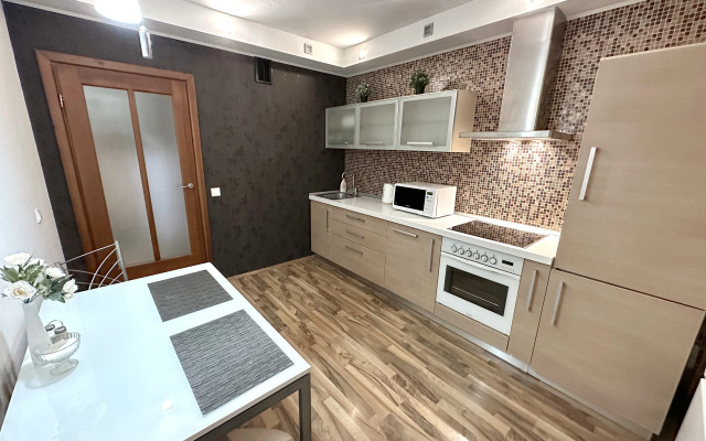 Квартира Шефская 103