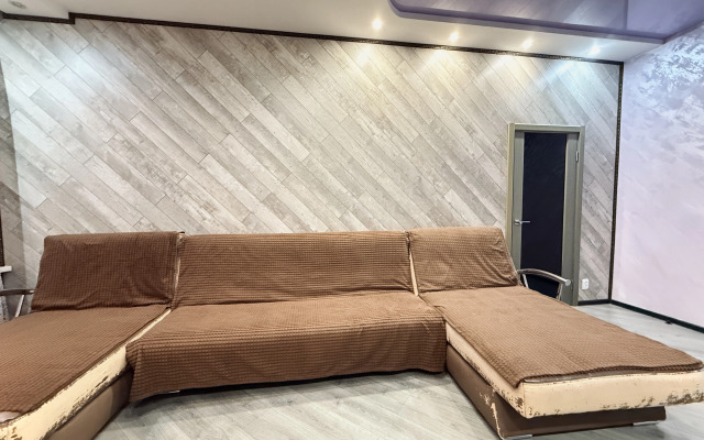 Апартаменты с панорамными окнами в новом доме