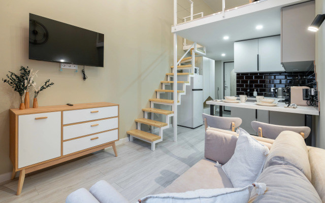 Квартира уютная студия с дизайнерским ремонтом