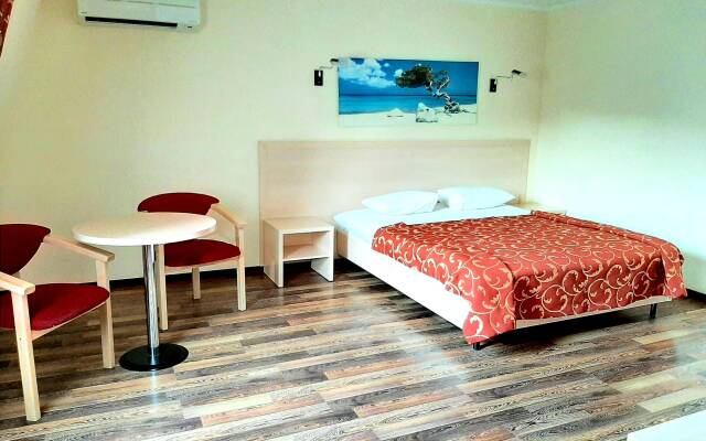 Sinee More Hotel