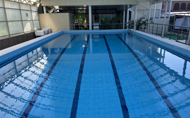 Kristal Hotel