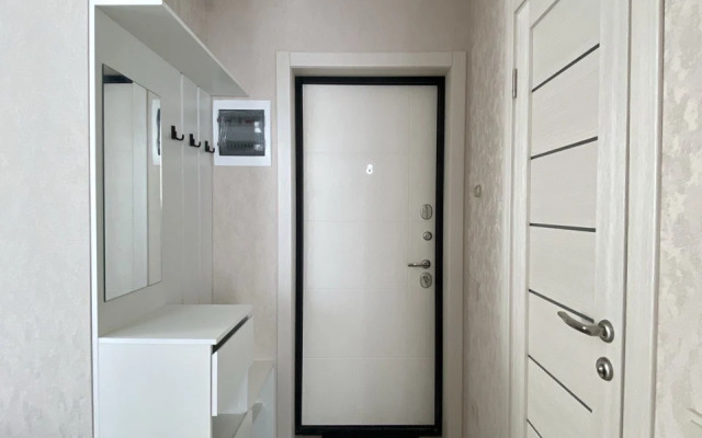 Bakinskaya 26-10 Flat