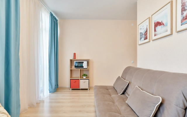 Apart Loren Flat