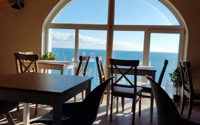 Villa Otradnoe Guest House