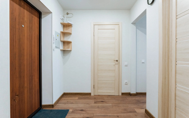 Uyutnaya S Dizaynerskim Remontom V Novom Dome Flat