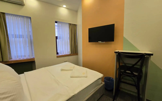 Grand Rafinn Hotel