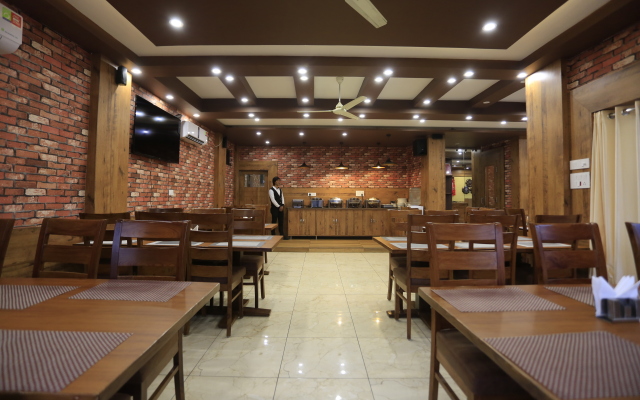 Buddha House Himalayan Brothers Hotel