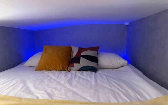 Dvukhurovnevyye Apartamenty Cloud Attic na Elektrozavodskoy