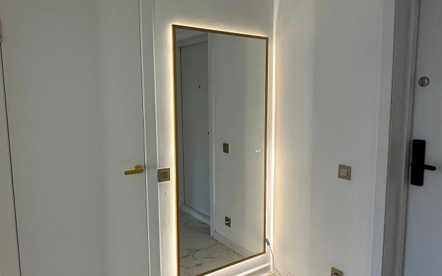 Topovaya yevro dvushka u Autleta Flat