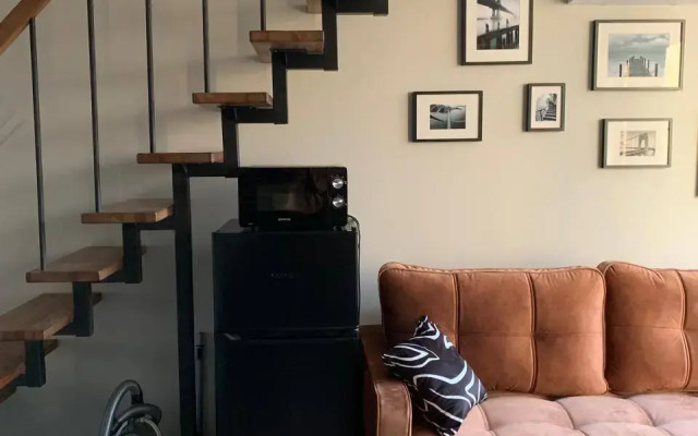 Апартаменты стильный лофт на проспекте Вернадского