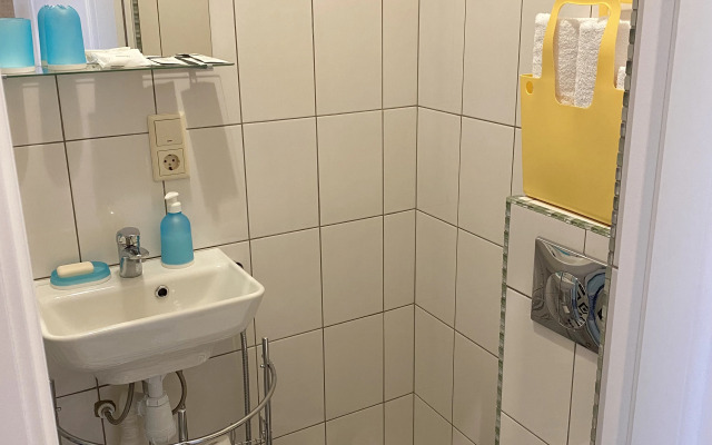 Dvukhurovnevye Apartamenty Zhyoltye Poyuschie Fontany Apartments