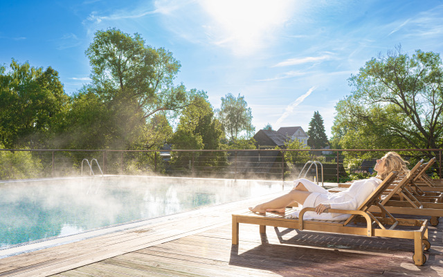 Russian Seasons Selo Vyatskoe Hotels 4*