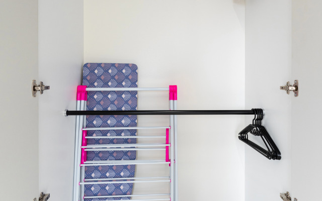KeyGo #0163, 2 Bedroom, Balcony near Park Apartments