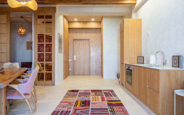Apartamenty Prostornye apartamenty s 2 spal'nami i 2 vannymi v zdanii NEO ski-in/ski-out Novyj Gudauri