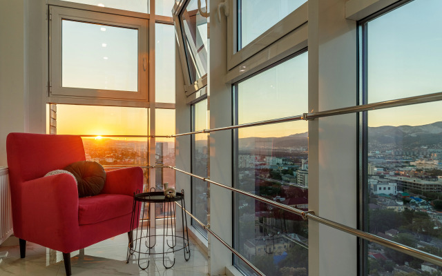 UzorApart Konfortnaya studiya v centre s potriasaushim vidom na more Apartments