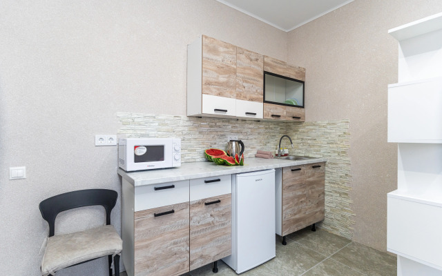 Prostornye s Panoramnym Balkonom ot LetoApart Apartments