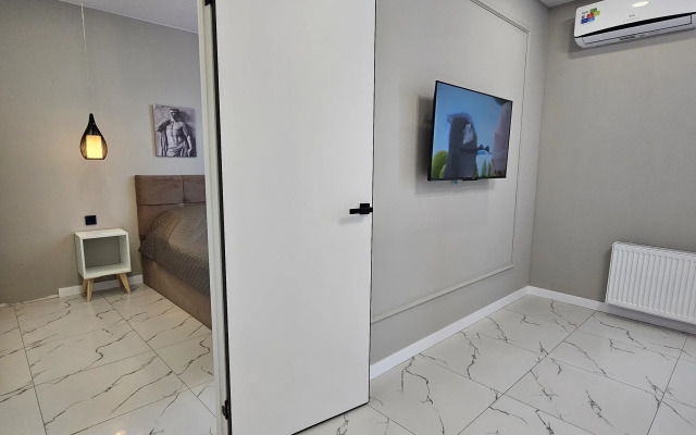 Yevrodvushka Na Ulitse Polkovnika Fesyuna 20 Flat