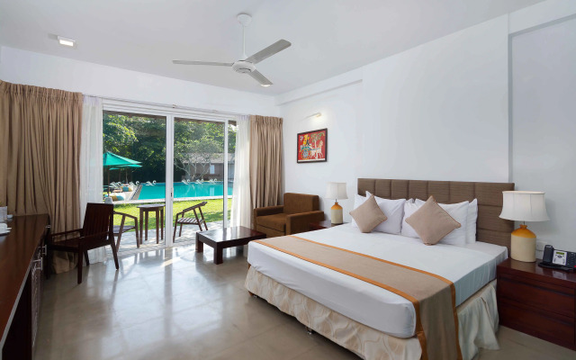 The South Lake Resort